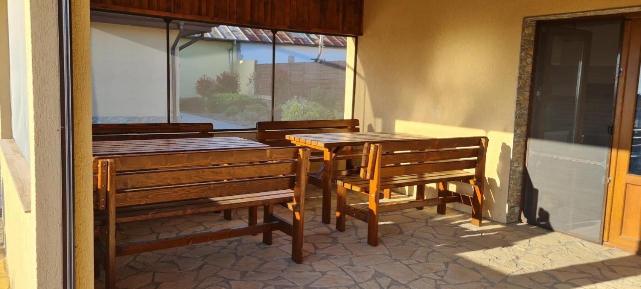 Hotel Elival House Nufaru Exterior foto